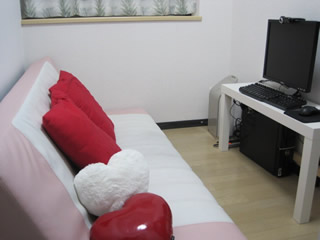 中野チャットレディー専用ルーム風景